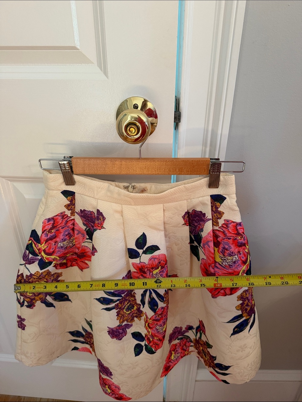 Ivory Floral Jacquard Fit & Flare Skirt – Bold Rose Print Size Small - Picture 6 of 12